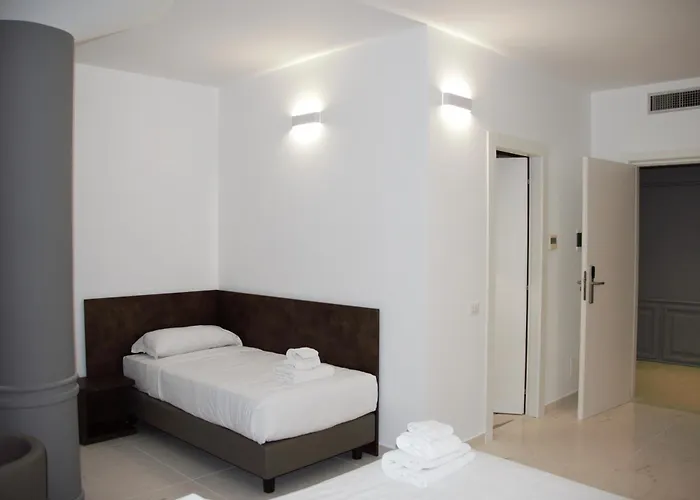 Domus Dea By Trinita 4* Rome