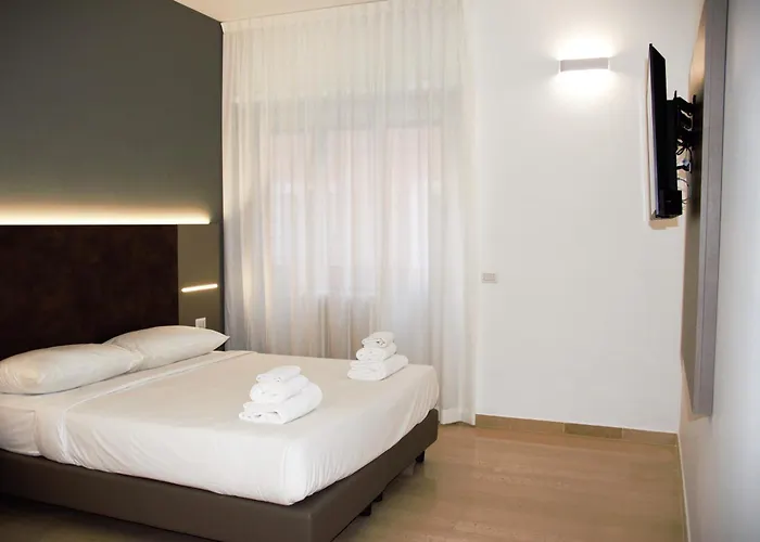 Domus Dea By Trinita Rome