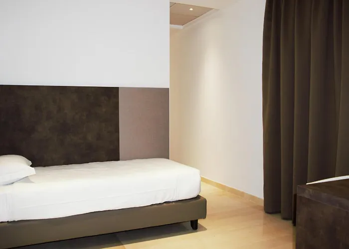 Domus Dea By Trinita 4*