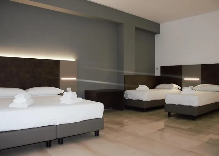 Domus Dea By Trinita 4* Rome